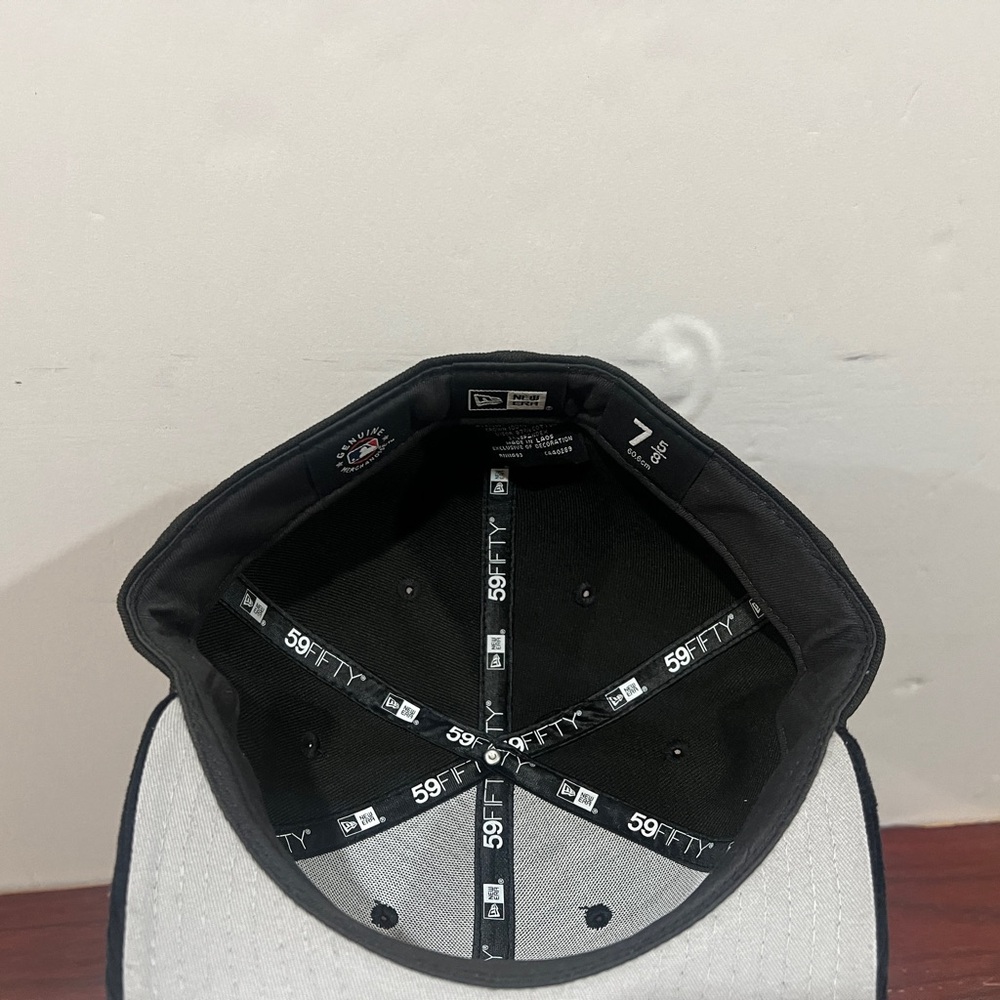 New Era, 59Fifty Fitted Hat, Arizona Diamondbacks, Corduroy Blackout - Picture 7 of 11